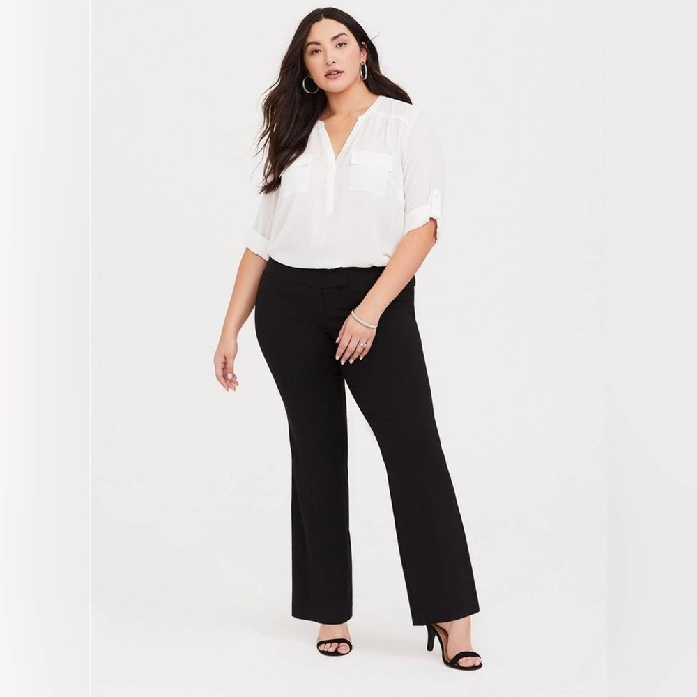 NWT Torrid Deep Black Relaxed Trouser Pant Size 10R $58.90